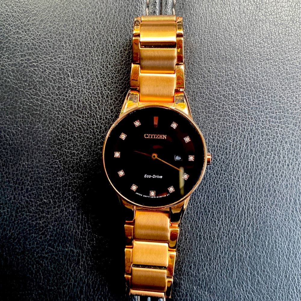 Real Gold plated Citizens watch with real diamonds! Like new! Zales Jewelry!